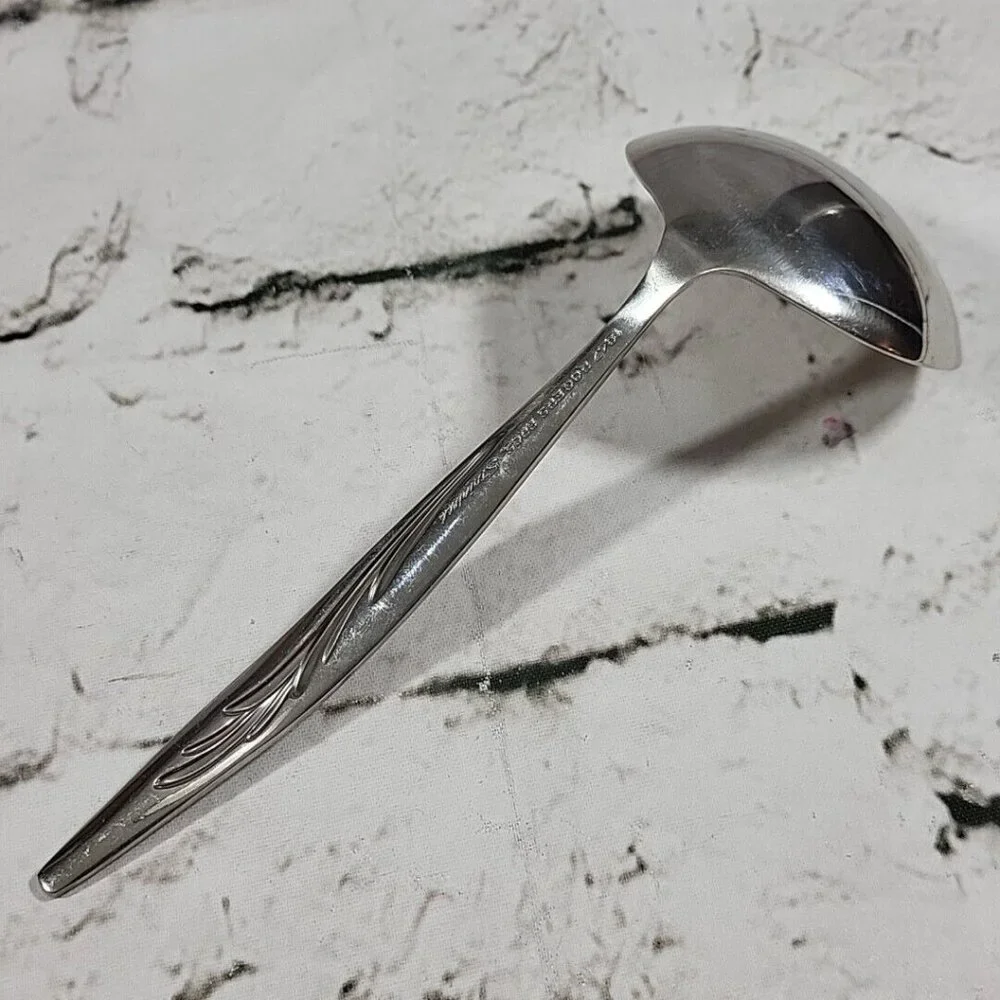 1847 Rogers‎ Bros SEA ISLAND International Stainless Serving Fork and Ladle